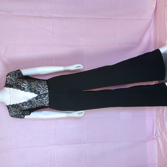 Fashion Nova Lovely Lace Jumpsuit Black size Medium - Picture 1 of 8